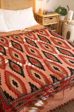 New Aakrita Bedspread Bedding