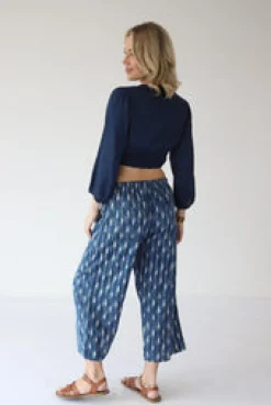 Outlet Aliki Top Tops & Shirts