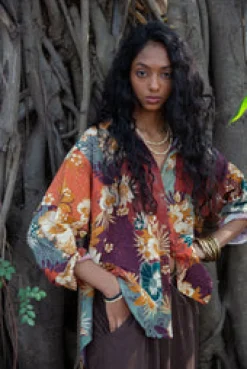 Outlet Amber Shirt Free Size|Tops & Shirts