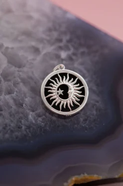 Online Dark Sun Flame Pendant Necklaces And Pendants