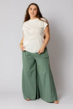 Hot Flower Tee Tops & Shirts