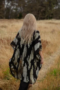 Fashion Glimmer Kimono Free Size|Kimonos & Dusters
