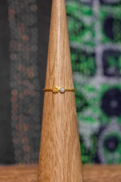 Sale Gold Flower Dot Ring Rings