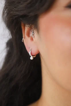 Outlet Grandeur Silver Pearl Hoops Earrings