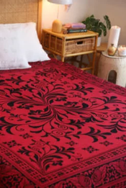 Clearance Ishaan Bedspread Bedding