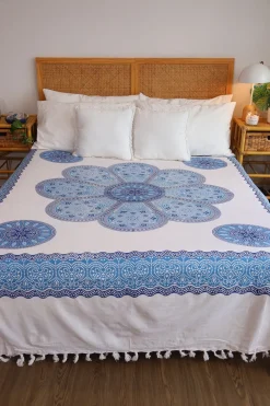 New Kalika Bedspread Bedding