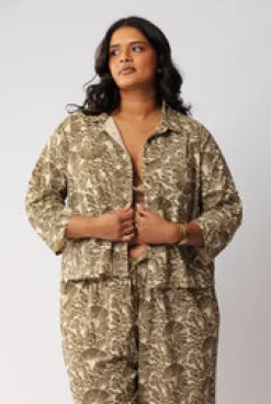 Best Magic Shirt Free Size|Tops & Shirts