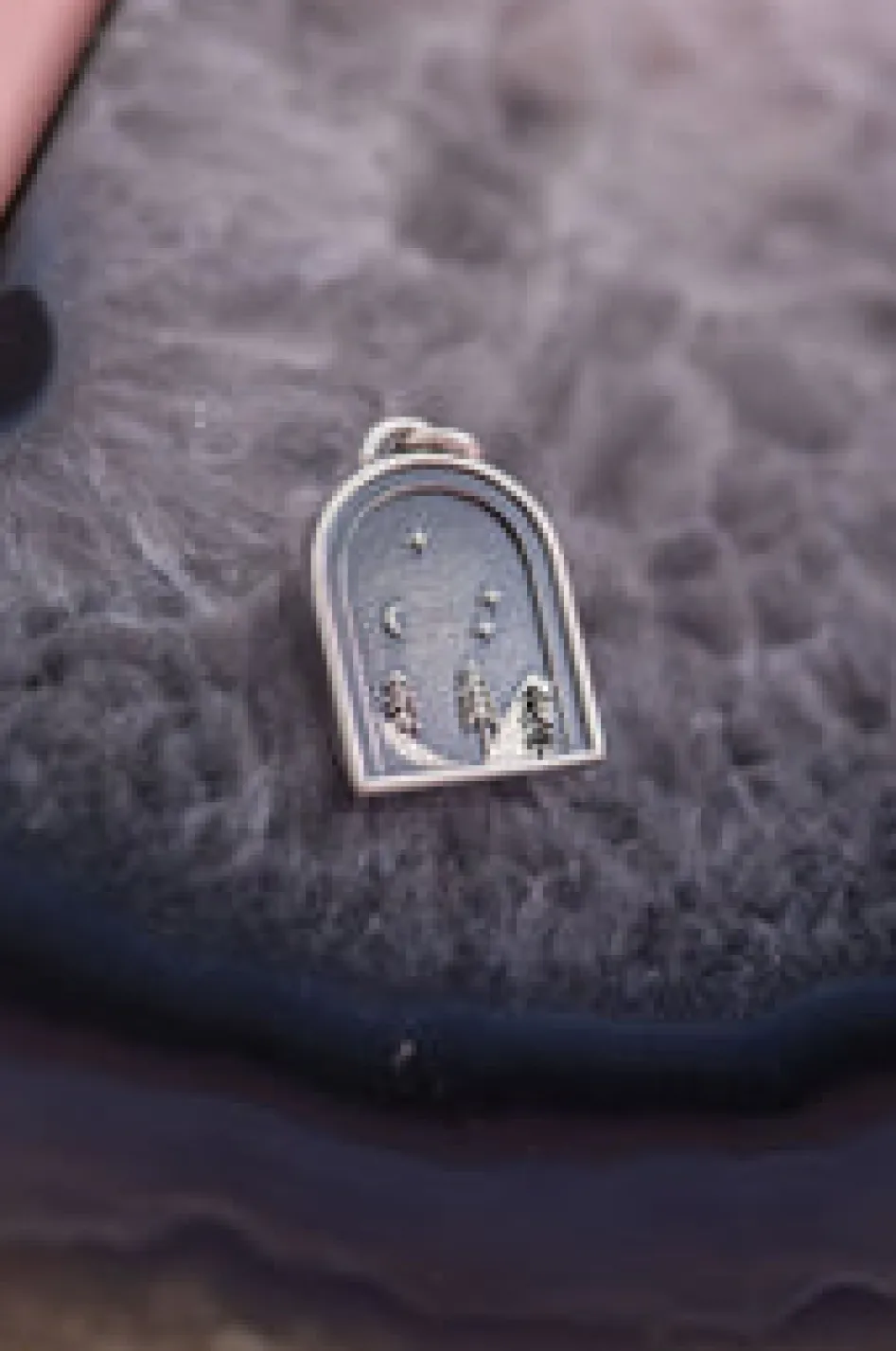Clearance Pines and Stars Pendant Necklaces And Pendants