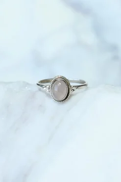 Sale Rose Quartz Elise Oval Ring Rings