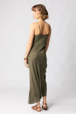 Sale Ruby Slip Free Size|Dresses