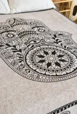 New Saira Bedspread Bedding