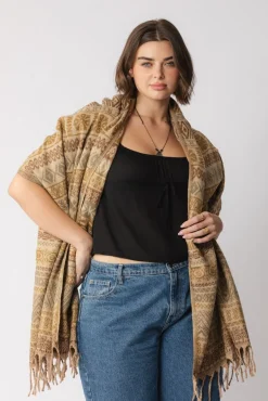 Clearance Saphira Shawl Scarves & Shawls