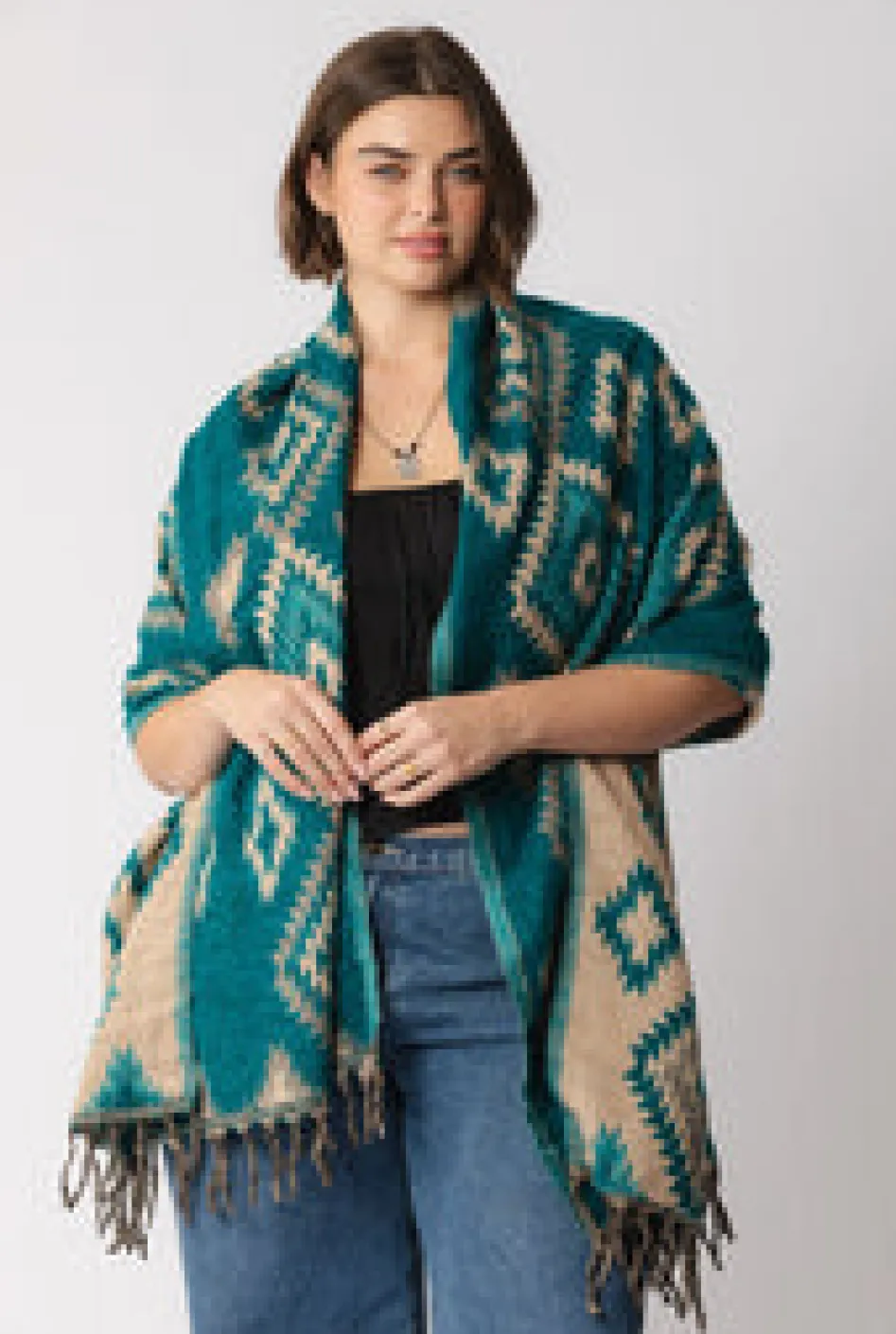 Outlet Saphira Shawl Scarves & Shawls