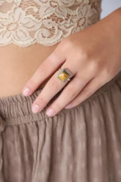 Sale Zuri Rectangle Ring Rings